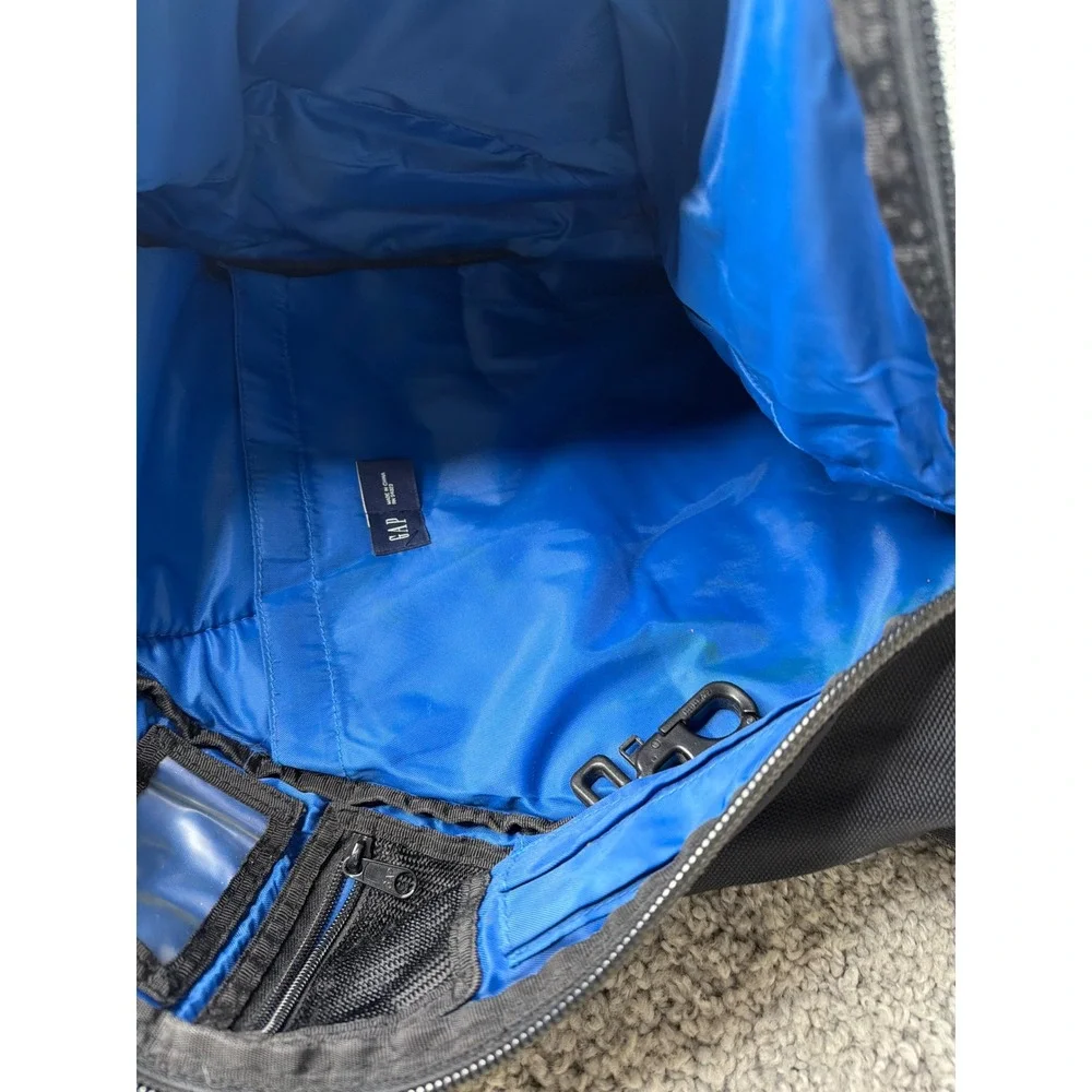 Vintage Gap Black Sling Bag Crossbody Backpack Techwear Blue Lining RN 54023
